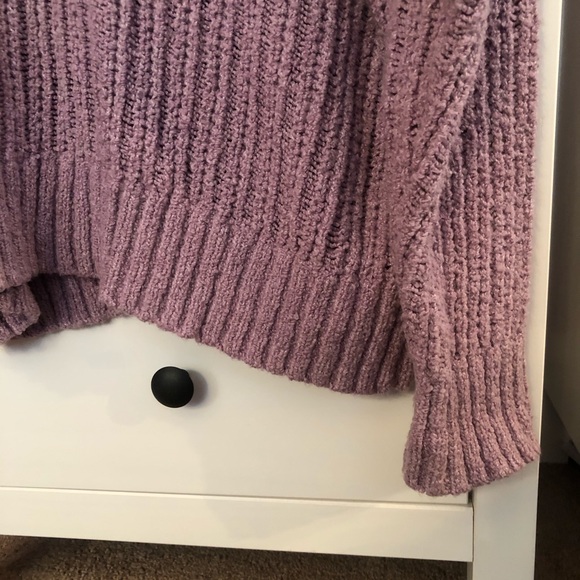 Women’s American Eagle Sweater - XL - Picture 5 of 9